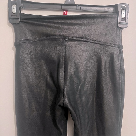 Spanx Faux Leather Leggings - Picture 6 of 6
